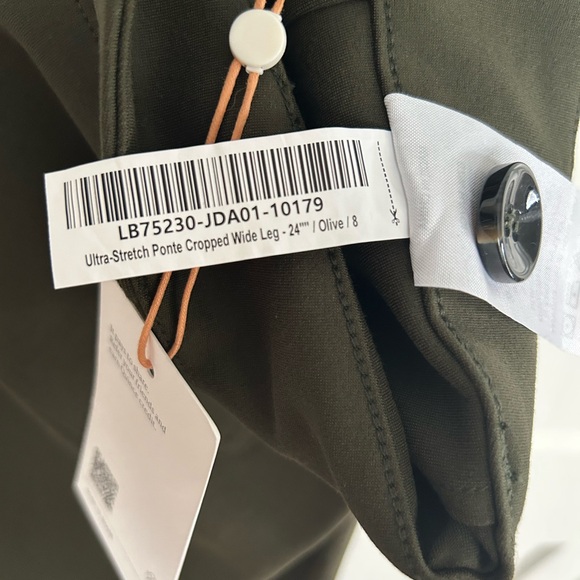 Quince Ultra Stretch Ponte Cropped Wide Leg 24” Olive Pants SZ 8 NWT - Picture 8 of 8